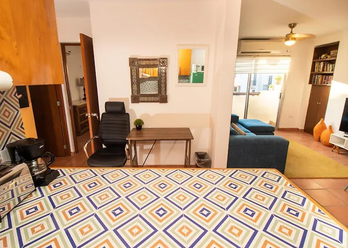 Your Cabo Penthouse Escape Walk To & Sea! Apartment